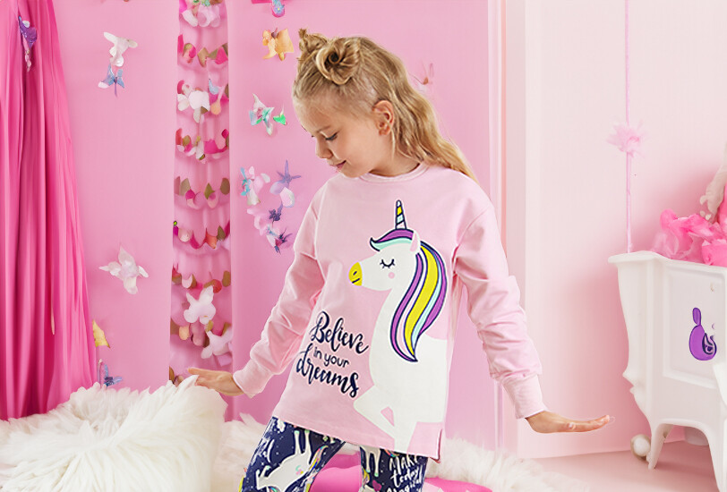 Girls, Follow Your Dreams!