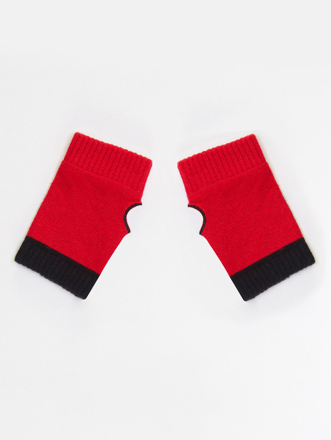 Ladybug Girl Knit Glove - 4