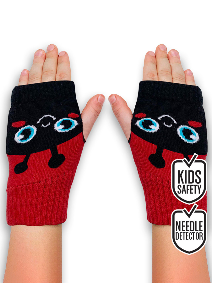 Ladybug Girl Knit Glove - 1