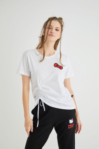 Lisanslı Baskılı Beyaz Tişört Regular Fit - 4