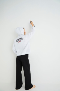 Lisanslı Baskılı Kapüşonlu Kalın Sweatshirt - 4