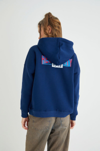 Lisanslı Baskılı Kapüşonlu Lacivert Sweatshirt - 2
