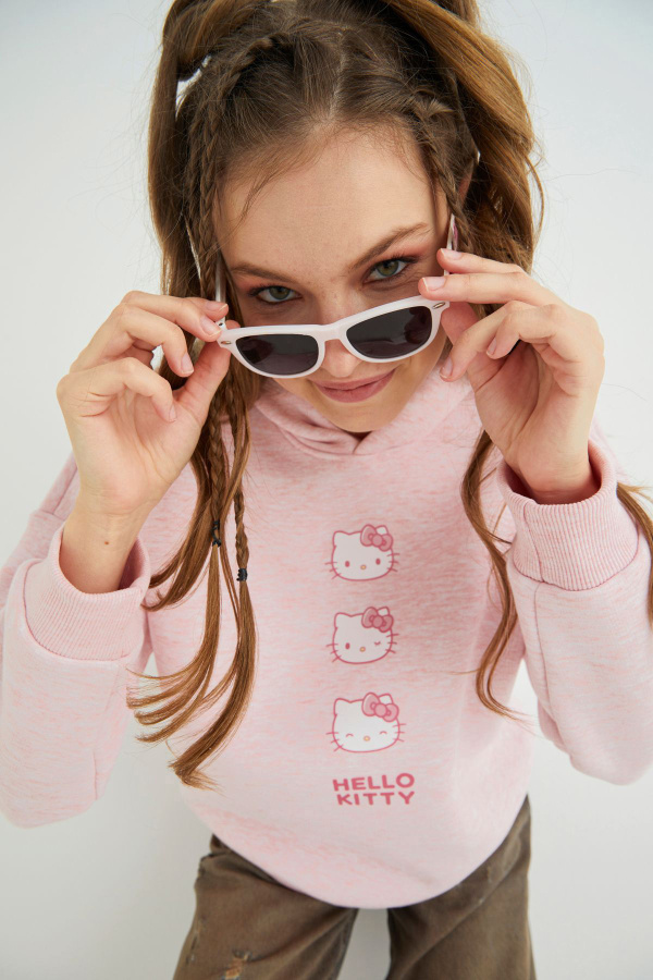 Lisanslı Baskılı Kapüşonlu Pembe Sweatshirt - 3