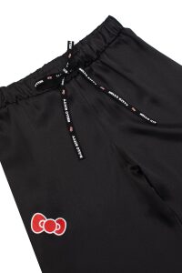 Lisanslı Düğmeli Uzun Kol Saten Pijama Takımı - 3