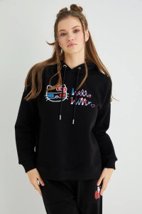 Lisanslı Kapüşonlu Kalın Oversize Siyah Sweatshirt - 5