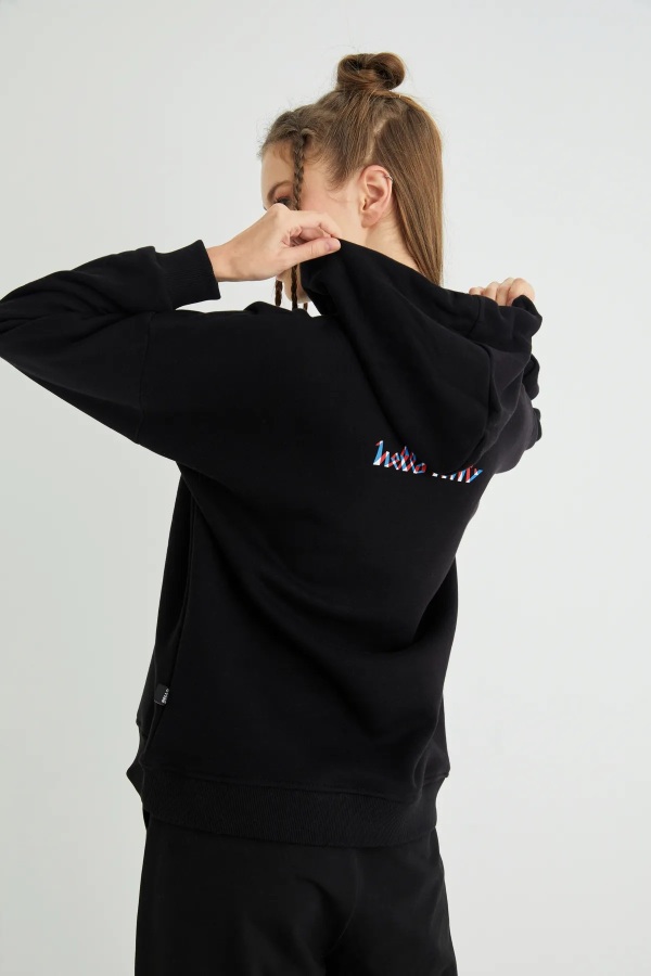 Lisanslı Kapüşonlu Kalın Oversize Siyah Sweatshirt - 3