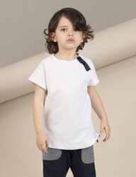 White reglan Boy T-shirt - Thumbnail